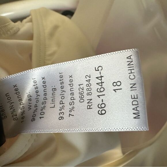 GABIFRESH X SWIMSUITS FOR ALL One Piece Bathing Suit Women 18 Resort Vacation - Picture 8 of 12